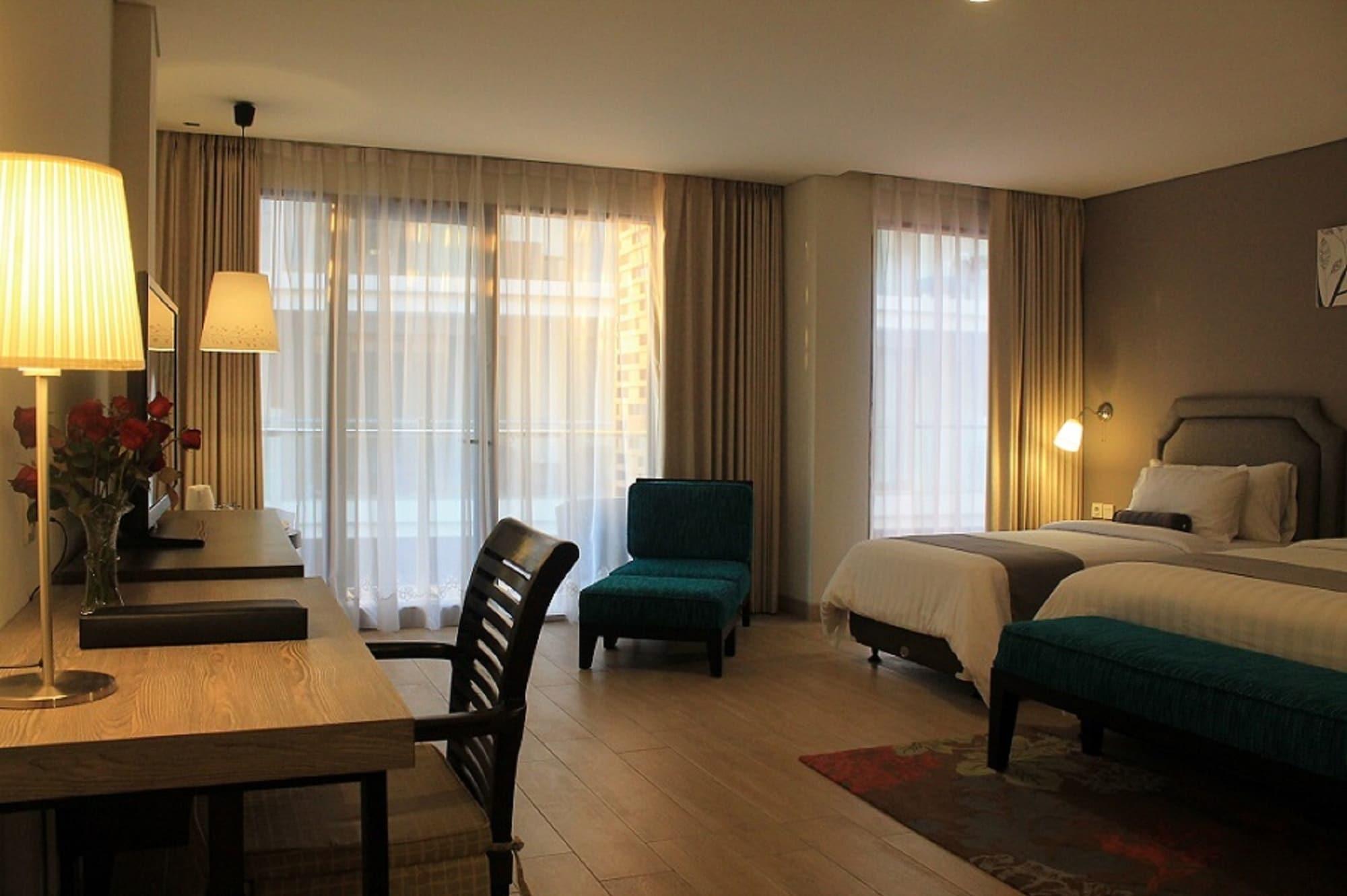 Harper Kuta Hotel by ASTON Legian Eksteriør bilde