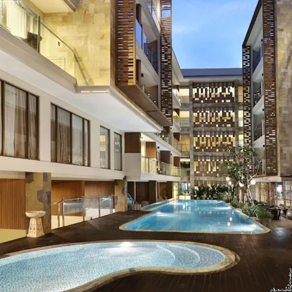 Harper Kuta Hotel by ASTON Legian Eksteriør bilde